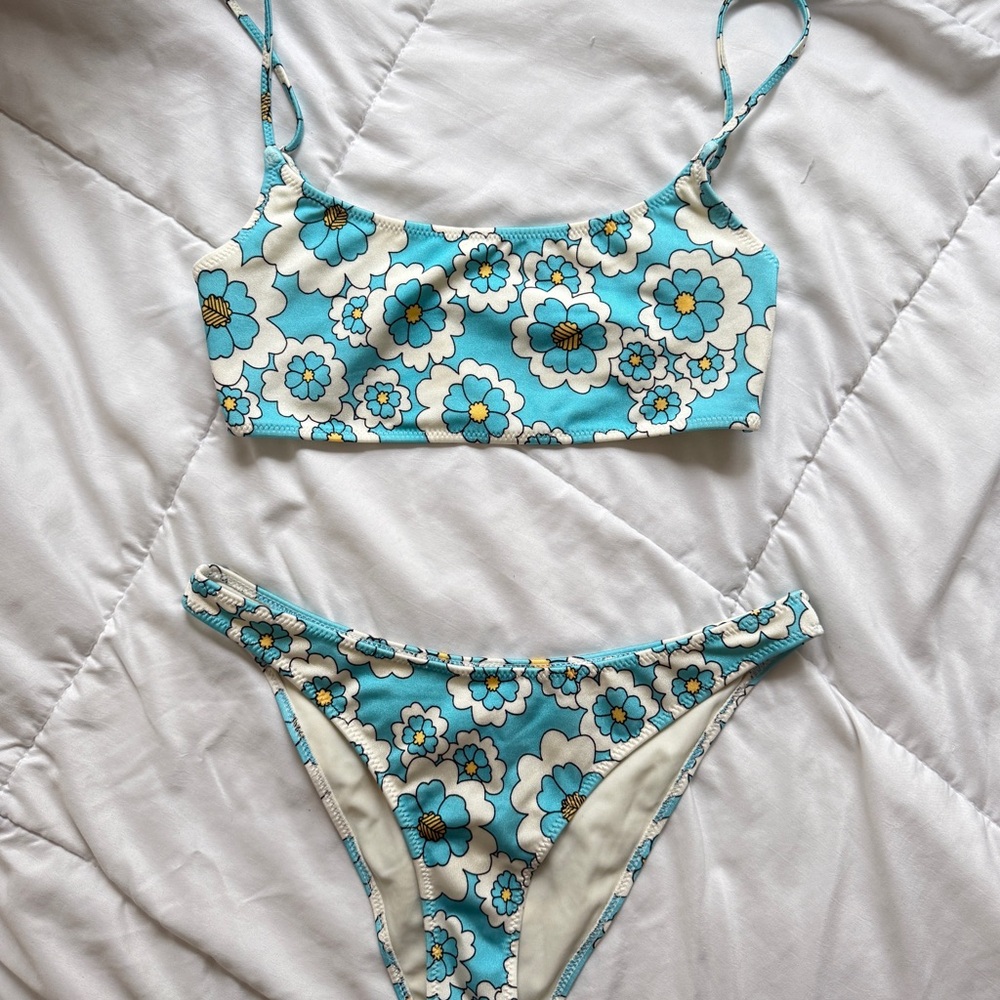 Triangl Bikini